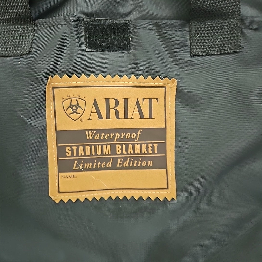 Ariat Waterproof Stadium Blanket