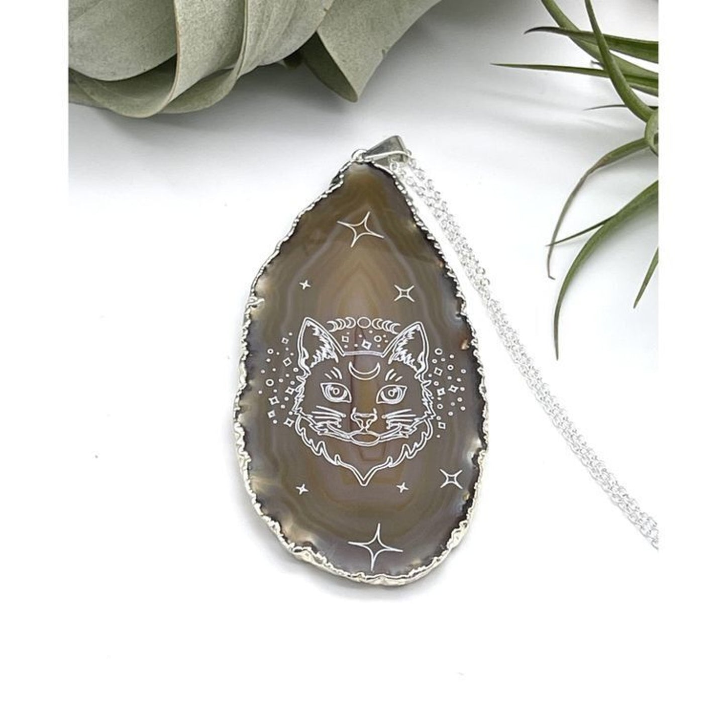 Earth's Treasures Engraved Agate Pendant Mystic Cat and Moons Necklace