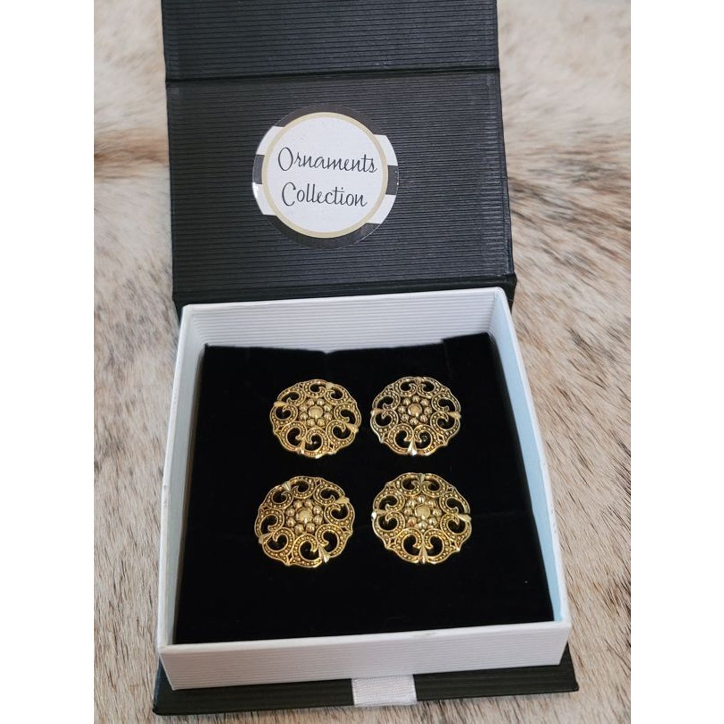 Magnetic Horse Show Number Pins Asian Gold Set of 4 NEW
