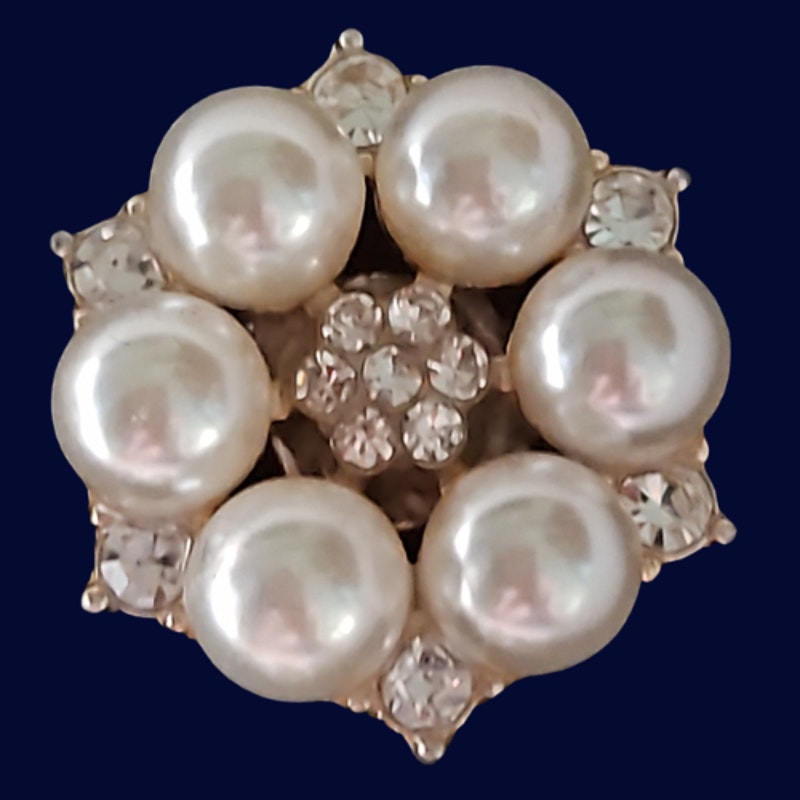Magnetic Horse Show Number Pins Gold Pearl Rhinestone Concho Set of 4 NEW