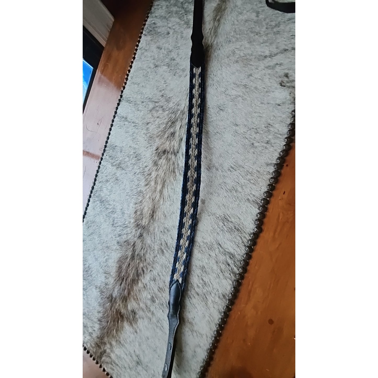 Youth Western Belt Hitched 26" to 29" Black Cream and Blue USED