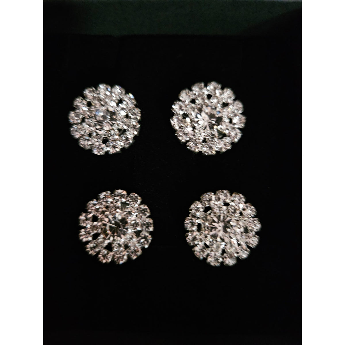 Magnetic Horse Show Number Pins Rhinestone Wheel