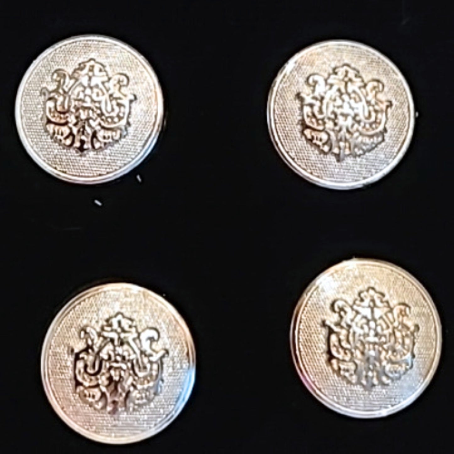 Magnetic Horse Show Number Pins Silver Manor Concho Set of 4 NEW