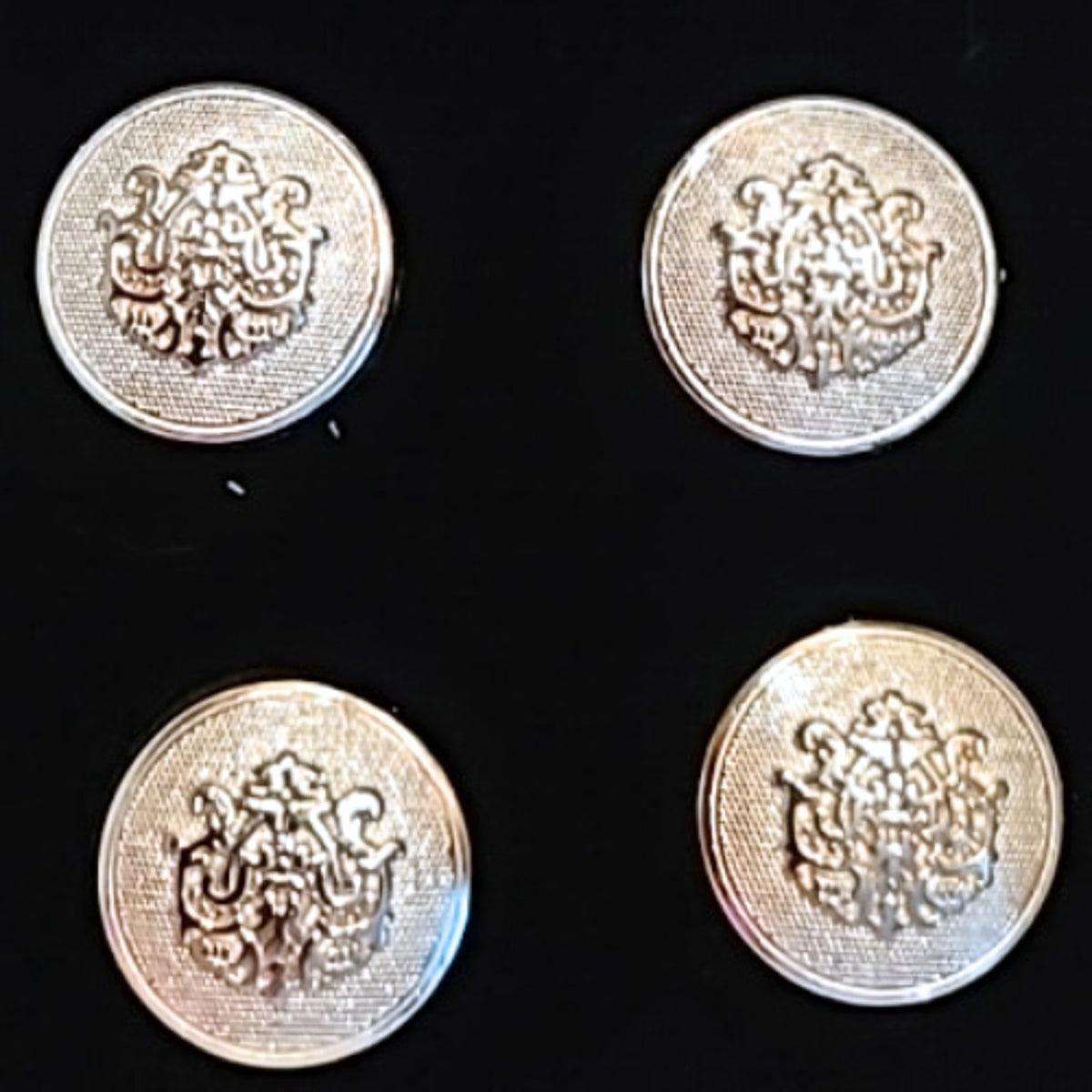 Magnetic Horse Show Number Pins Silver Manor Concho Set of 4 NEW