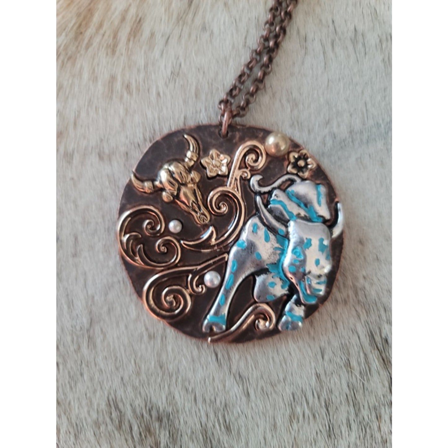 Large Bull Necklace Long box chain Stunning!